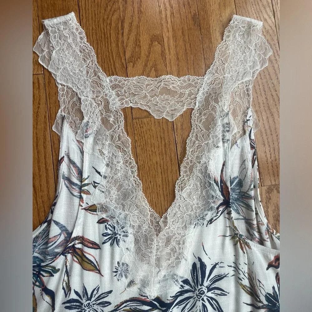 Free People White Floral Lace-Trim Tank